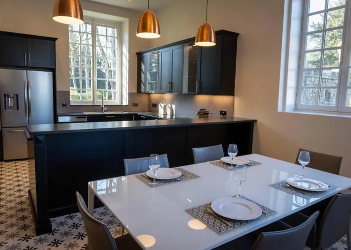 Les Chateau Du Breuil Normandie * Le Breuil-en-Auge